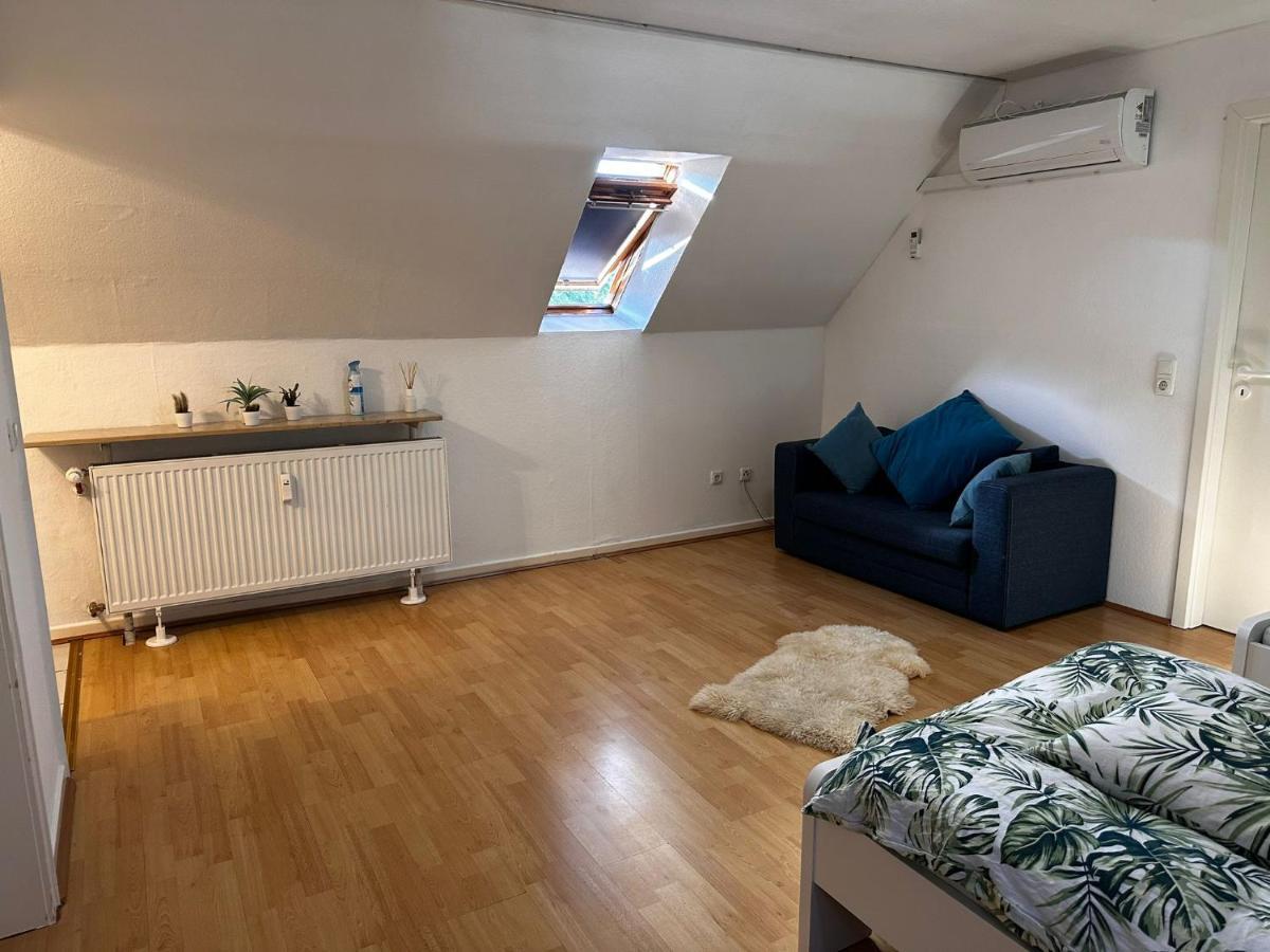 A&V Apartments Gemuetliche Rheinblick Wohnung Apt Daisy Duisburg Exteriör bild